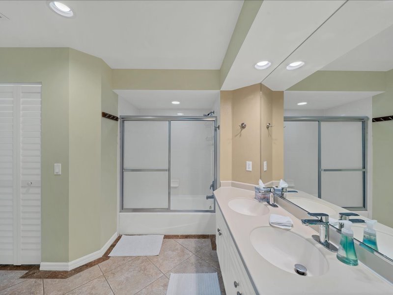 Villa for rent at 3604 54th Drive West, K104, Bradenton, FL 34210 - MLS Number is 360454TH104